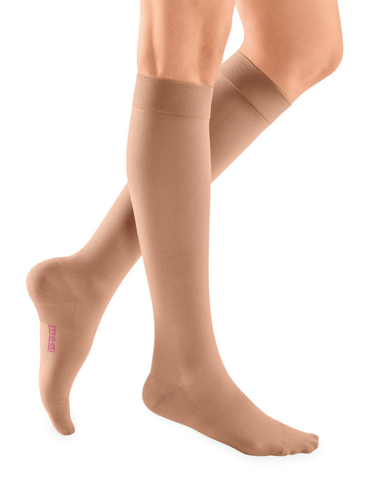 mediven plus 20-30 mmHg calf closed toe petite