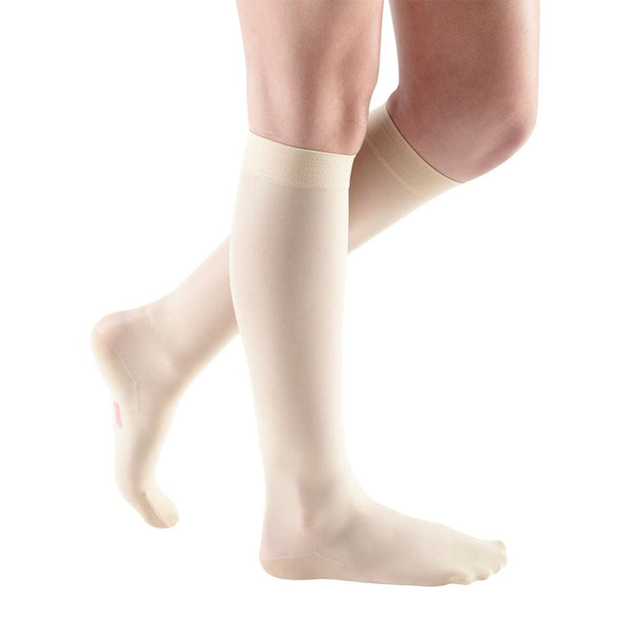 mediven sheer & soft 30-40 mmHg calf closed toe standard